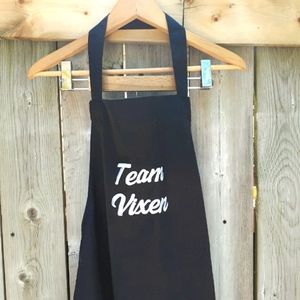💥3/$25💥BNWOT💞Team Vixen Apron-BBQ!! & COOKING!